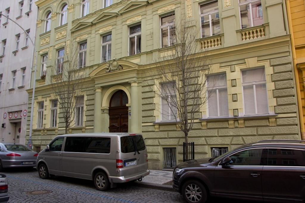 Metropolitan Studios Prag Exterior foto